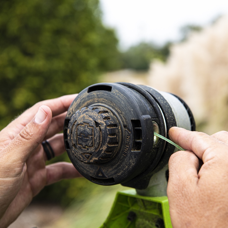 Триммер Greenworks GD60LTK4 60V (40 см) аккумуляторный, с АКБ 4 А/ч и ЗУ