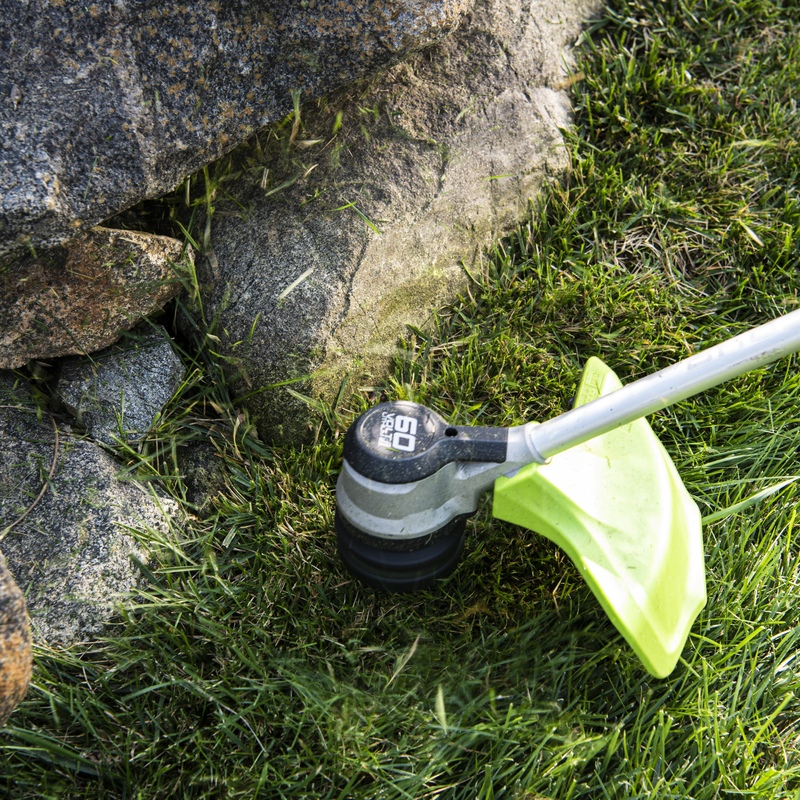 Триммер Greenworks GD60LTK4 60V (40 см) аккумуляторный, с АКБ 4 А/ч и ЗУ