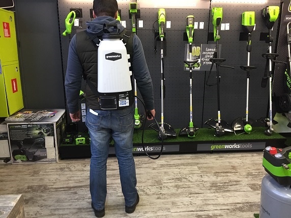 Опрыскиватель садовый Greenworks GSP1250K4 24V аккумуляторный, с АКБ 4 А/ч и ЗУ