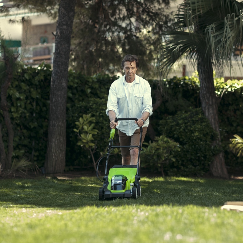 Газонокосилка Greenworks G40LM35K2X 40V (35 см) аккумуляторная, с АКБ 2 А/ч и ЗУ