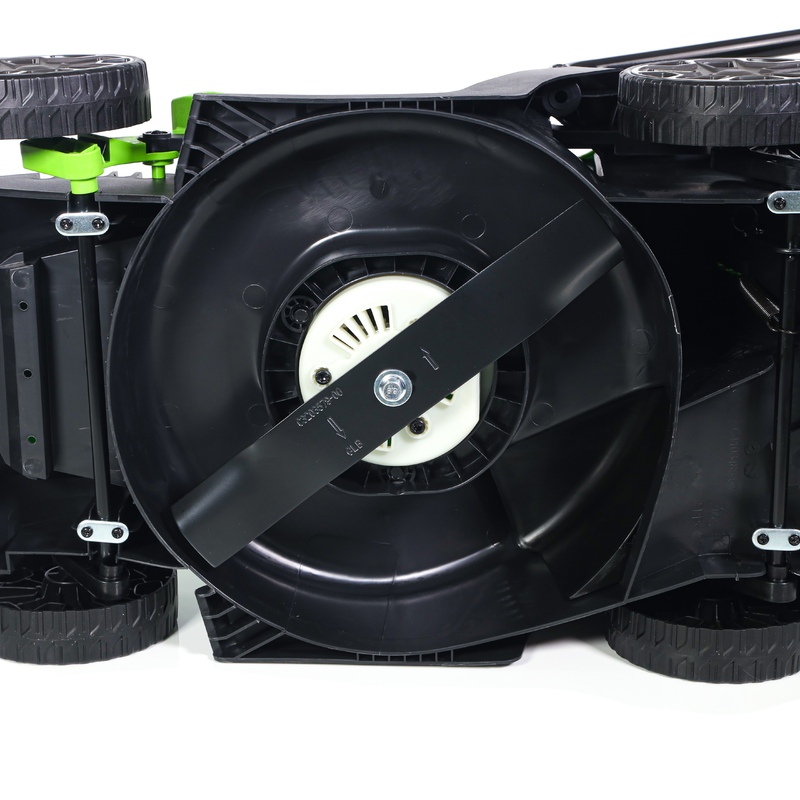 Газонокосилка Greenworks GD24LM33K4 24V (33 см) аккумуляторная, с АКБ 4 А/ч и ЗУ