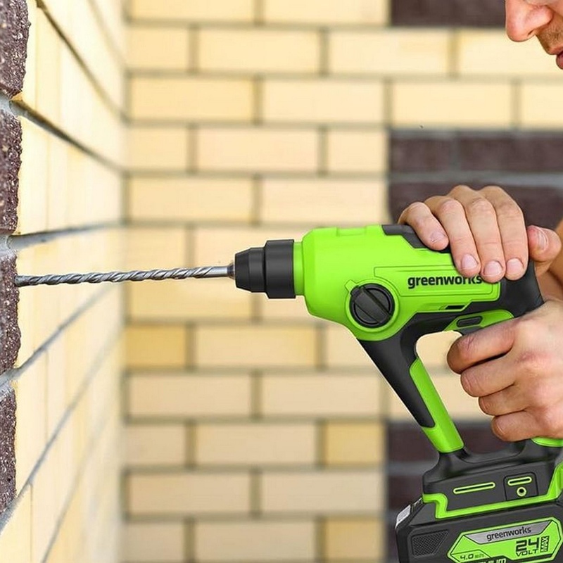 Перфоратор Greenworks GD24SDS1K2 24V (1,2 Дж) аккумуляторный, c АКБ 2 А/ч и ЗУ