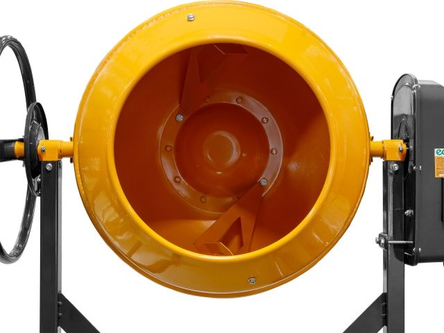 Бетоносмеситель ECO CM-180 (объём 180/131 л, 900 Вт, 230 В, вес 48,4  кг) (EC3410-6)