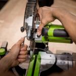 Торцовочная пила Greenworks GD24MS216 24V (65х310мм) аккумуляторная, без АКБ и ЗУ