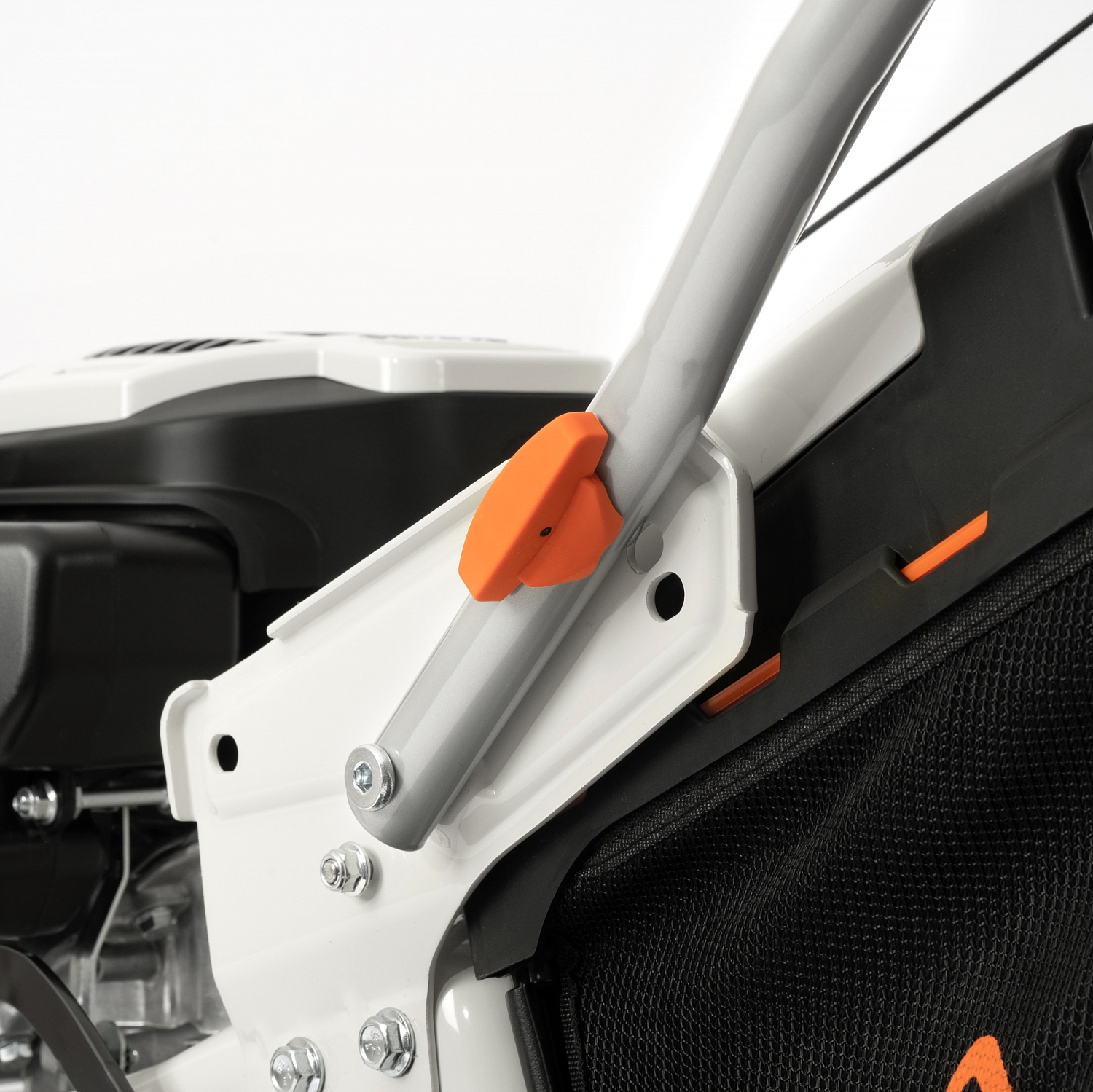 Газонокосилка бензиновая самоходная DAEWOO L 43SP