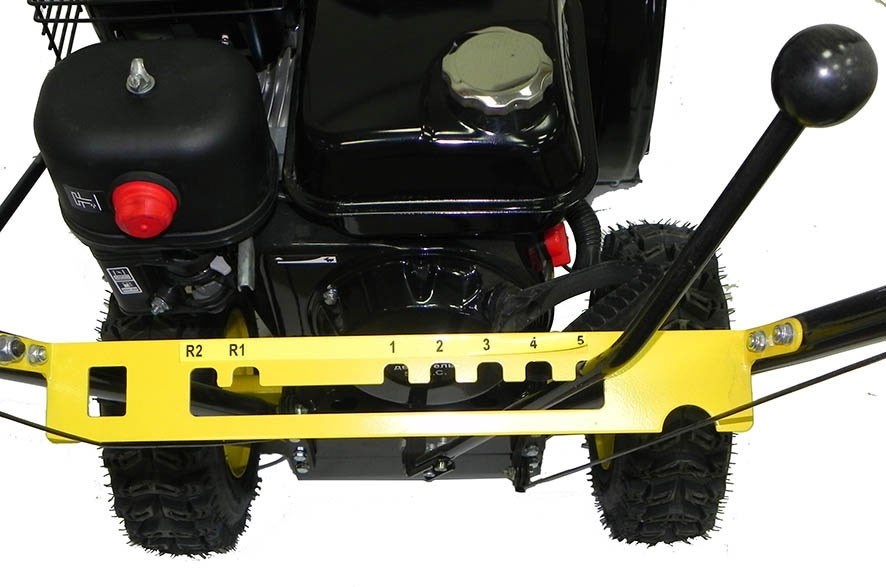 Снегоуборщик бензиновый Huter SGC 4800E