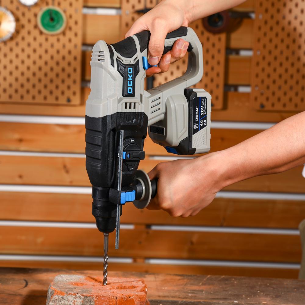 Перфоратор аккумуляторный DEKO ZKCH20 в кейсе
