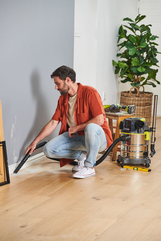 ONE + / Пылесос строительный RYOBI R18WDV (без батареи)