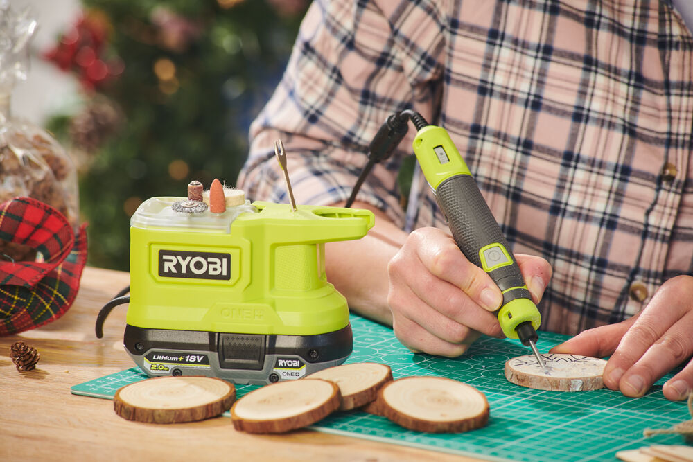 ONE + / Прямая шлифмашина RYOBI RRT18-0