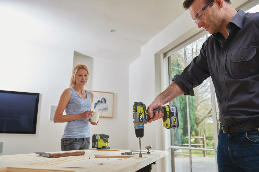 ONE + / Ударная дрель-шуруповерт RYOBI R18PDBL-0 (без батареи)