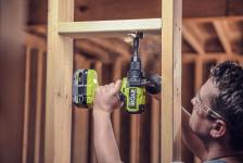 ONE + / Ударная дрель-шуруповерт RYOBI RPD18X-2C52S