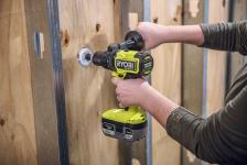 ONE + / Ударная дрель-шуруповерт RYOBI RPD18X-2C52S