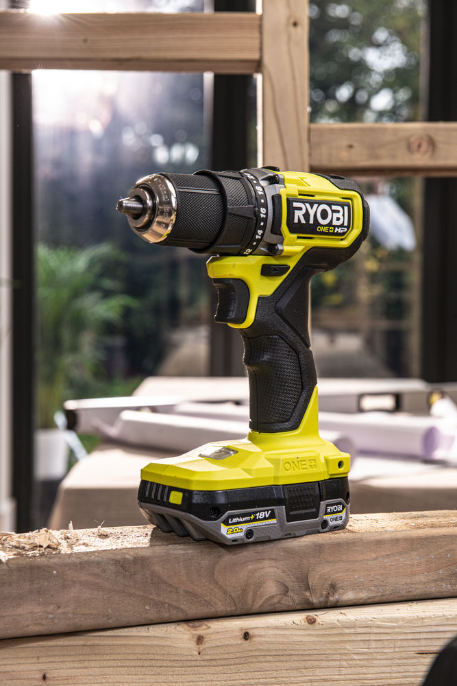 ONE + / Дрель-шуруповерт RYOBI HP RDD18C-220S