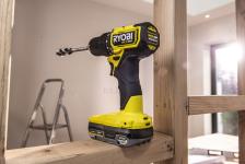 ONE + / Дрель-шуруповерт RYOBI HP RDD18C-220S