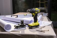 ONE + / Дрель-шуруповерт RYOBI HP RDD18C-220S