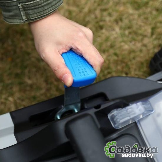 Газонокосилка Deko DKLM40V Pro 063-3008 (с 2-мя АКБ)