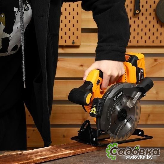 Дисковая (циркулярная) пила Deko DKCS20 063-4024 (с 2-мя АКБ, кейс)