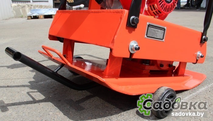 Виброплита Impulse VP120H