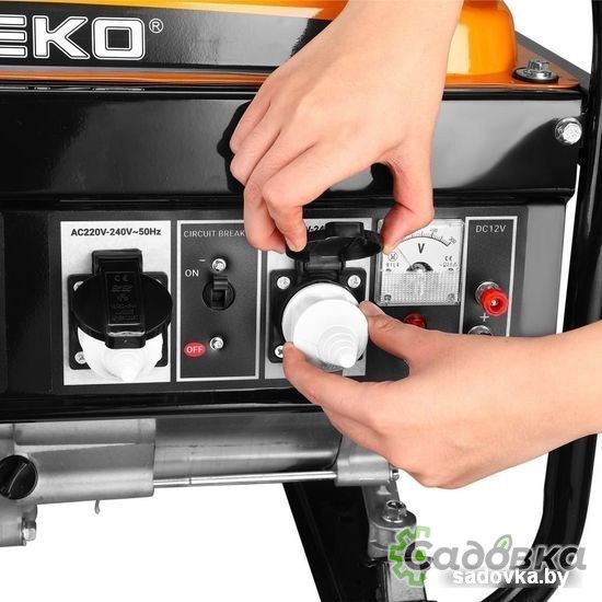 Бензиновый генератор Deko DKEG210