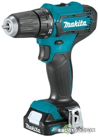 Дрель-шуруповерт Makita CLX237 (шуруповерт, лобзик, 2 АКБ)