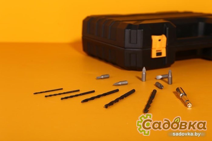 Дрель-шуруповерт Deko DKCD12FU-Li SET 3 063-4173 (с 2-мя АКБ, кейс)