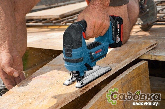 Электролобзик Bosch GST 18 V-LI B Professional 06015A6100 (без АКБ)
