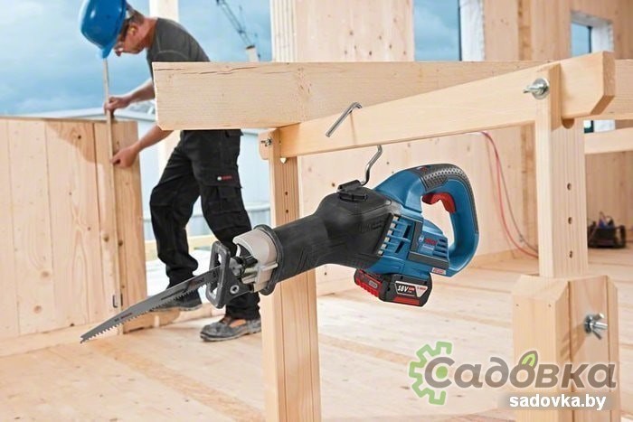 Сабельная пила Bosch GSA 18V-32 Professional 06016A8108 (без АКБ)