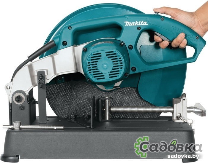 Дисковая пила Makita LW1401