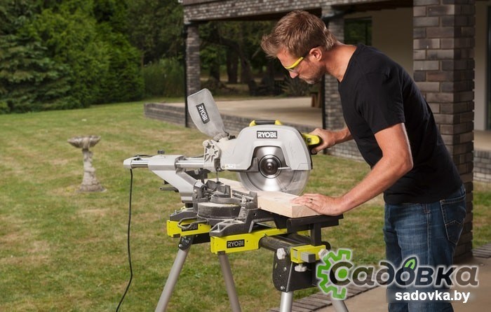 Торцовочная пила RYOBI EMS305RG