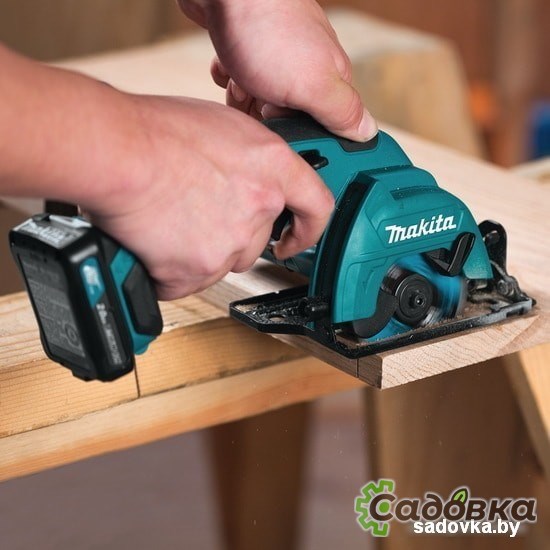 Дисковая пила Makita HS301DZ (без АКБ)