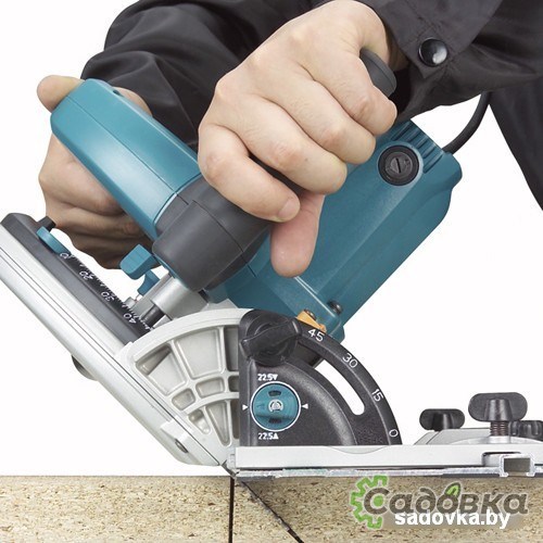 Дисковая (циркулярная) пила Makita SP6000J