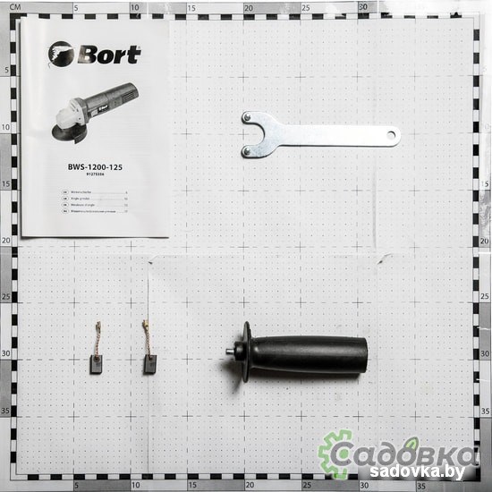 Угловая шлифмашина Bort BWS-1200-125