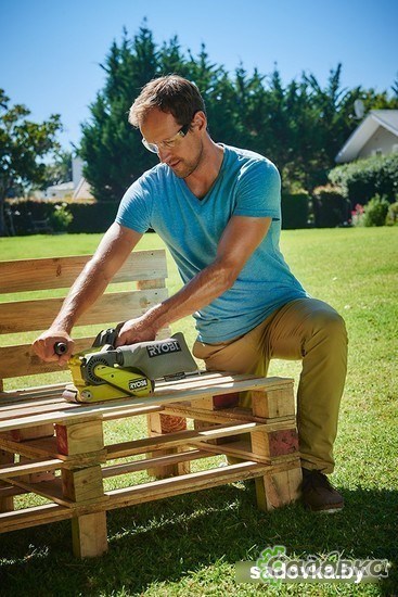 Ленточная шлифмашина RYOBI R18BS-0 5133002916 (без АКБ)
