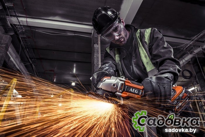 Угловая шлифмашина AEG Powertools BEWS 18-125BLPX-602C 4935464422 (с 2-мя АКБ, кейс)
