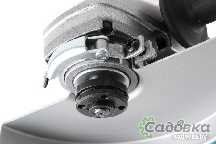 Угловая шлифмашина Makita 9079SF