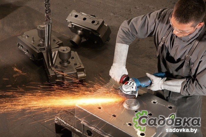 Угловая шлифмашина Bosch GWS 17-125 CIE [060179H002]