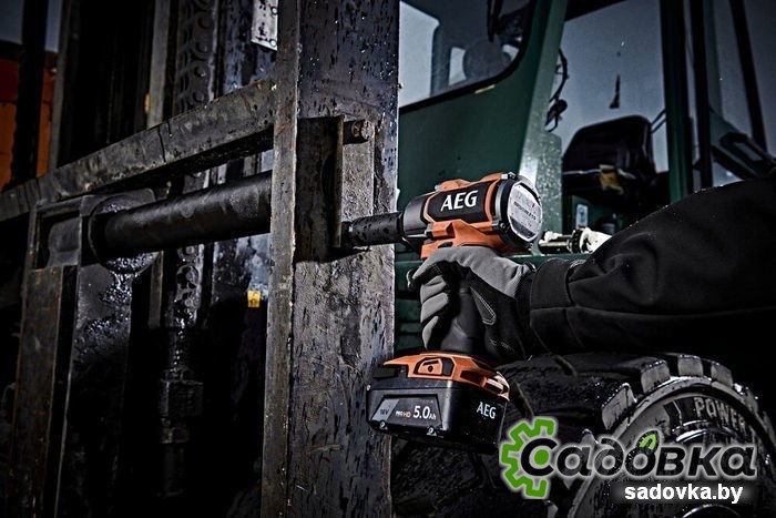 Гайковерт AEG Powertools BSS18MTF12BL-402C 4935479664 (с 2-мя АКБ, кейс)