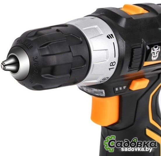 Дрель-шуруповерт Deko GCD12DU3 SET 104 063-4095 (с 1-им АКБ, кейс, набор оснастки)