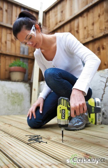 Шуруповерт RYOBI RID1801M
