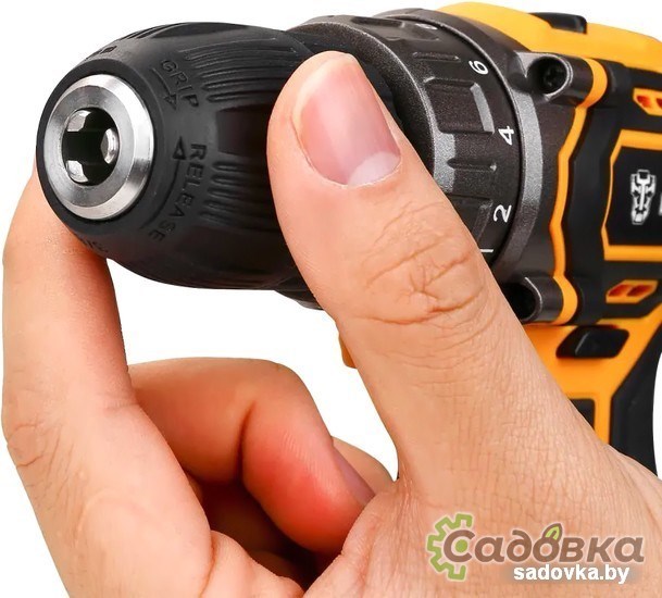 Дрель-шуруповерт Deko GCD20DU3 063-4144 (с 1-им АКБ, без кейса)