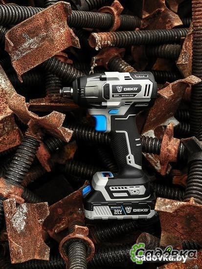 Гайковерт Deko DKIS20 063-4033 (с 2-мя АКБ, кейс)