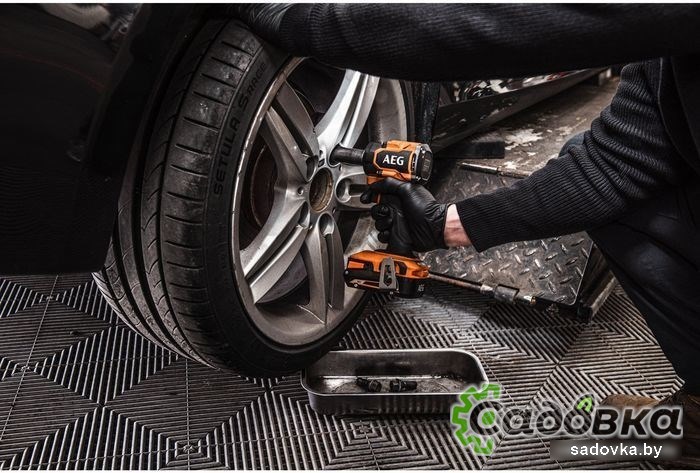 Гайковерт AEG Powertools BSS 18S12BL2-0 4935480060 (без АКБ)