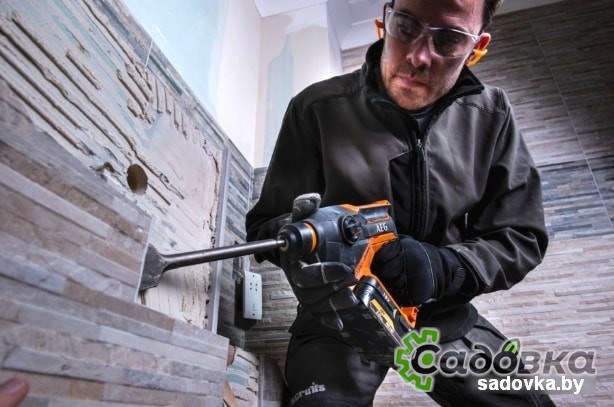 Перфоратор AEG Powertools BBH 18C-0 4935464984 (без АКБ)