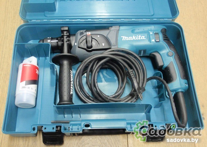 Перфоратор Makita HR 2470 T