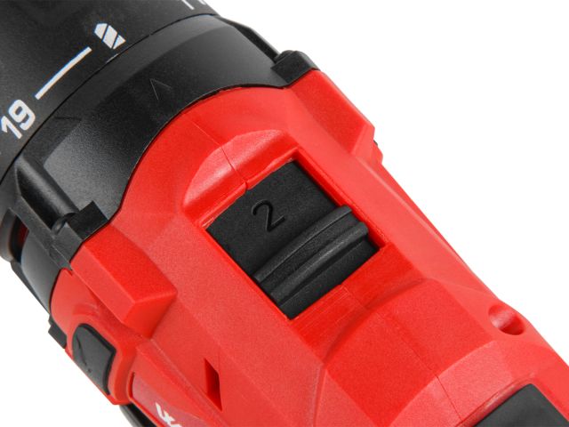 Аккум. дрель-шуруповерт WORTEX BD 1215 LiSET в чем. + 2 насадки, 12 В, 30 Н*м, 2х1.5 А*ч, БЗП 10 мм (Быстросъемный патрон, шурупы до 6 мм) (1326469)