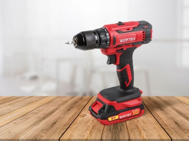 Аккум. дрель-шуруповерт WORTEX BD 1820-1 Li в кор. ALL1 XLT SOLO 18 В, 30 Н*м, БЗП(мет.) 13 мм (шурупы до 8 мм) (0329360)