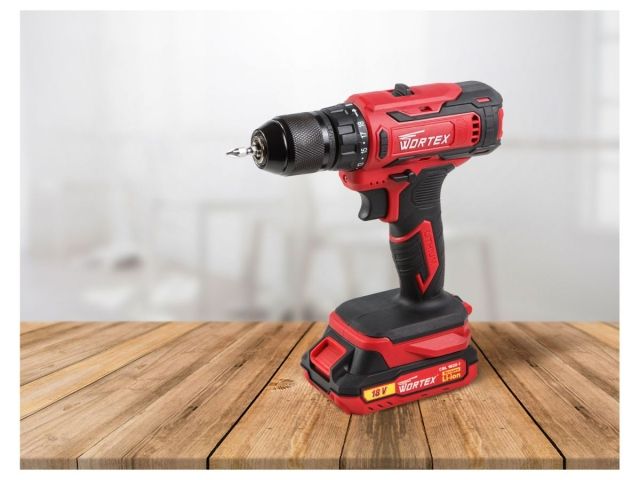 Аккум. дрель-шуруповерт WORTEX BD 1820-1 Li в чем. ALL1 XLT 18 В, 30 Н*м, 2х2 А*ч, БЗП(мет.) 13 мм (шурупы до 8 мм) (0329209)